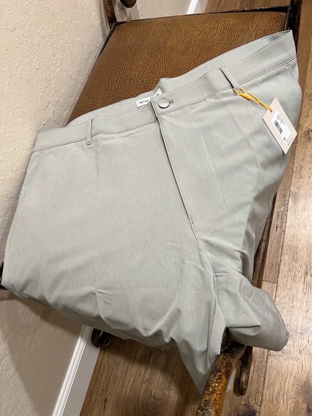 Brand New Peter Millar Crown Sport Silver 4-way Stretch Classic Fit Golf Shorts!